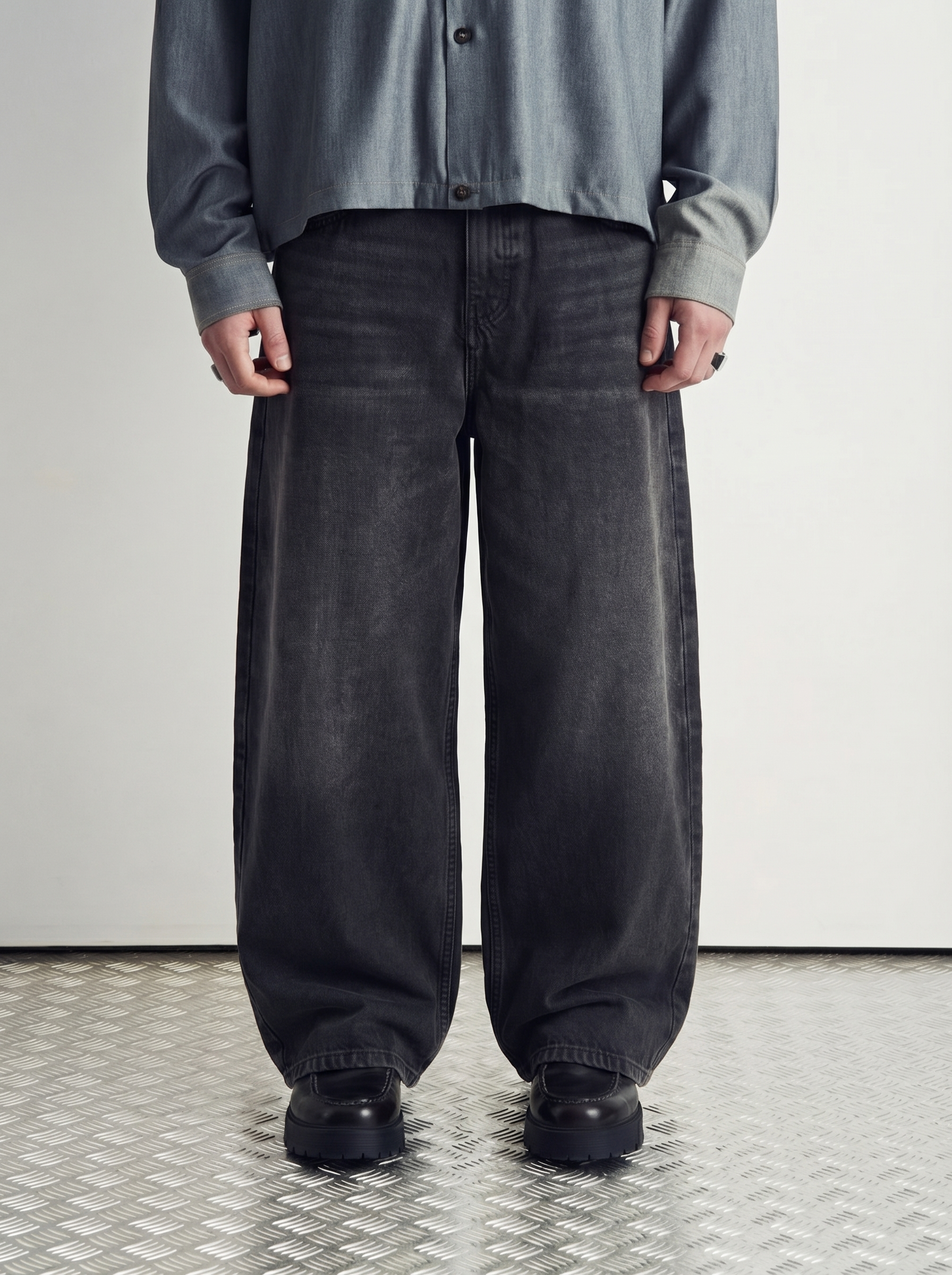 DENIM JEANS-BALLON FIT BLACK (UNISEX)